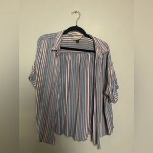 Cute stripped button down! XL